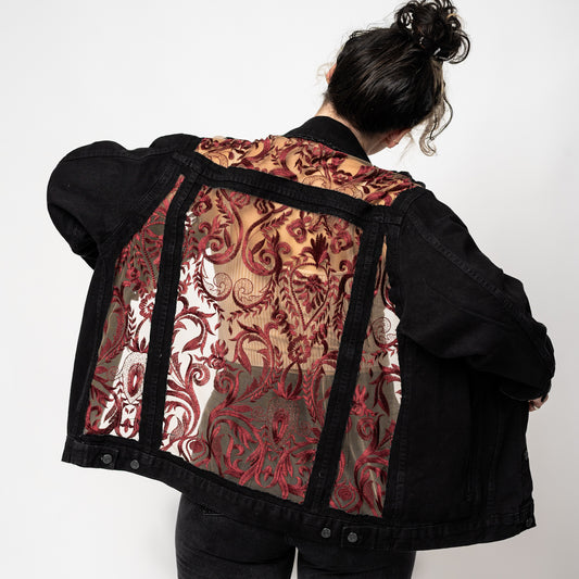 THE VAMPIRE JACKET (PREORDER)