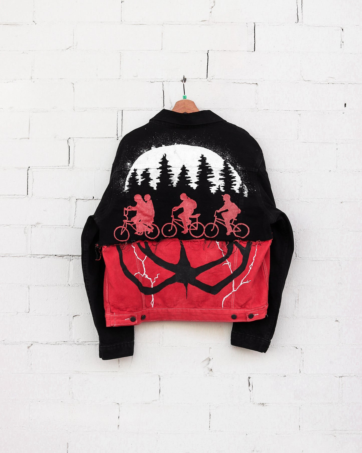 THE UPSIDE DOWN JACKET (XL/XXL)