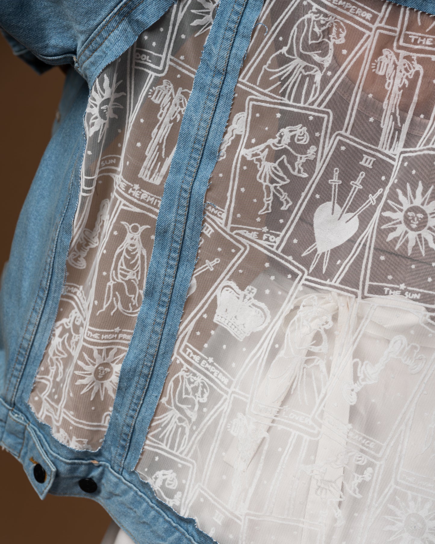 THE WHITE TAROT JACKET (PREORDER)