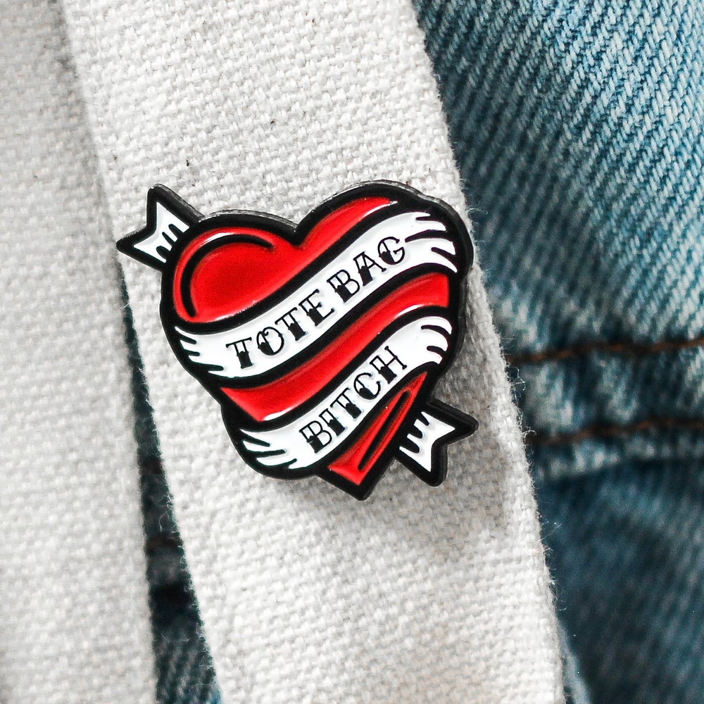 TOTE BAG PIN