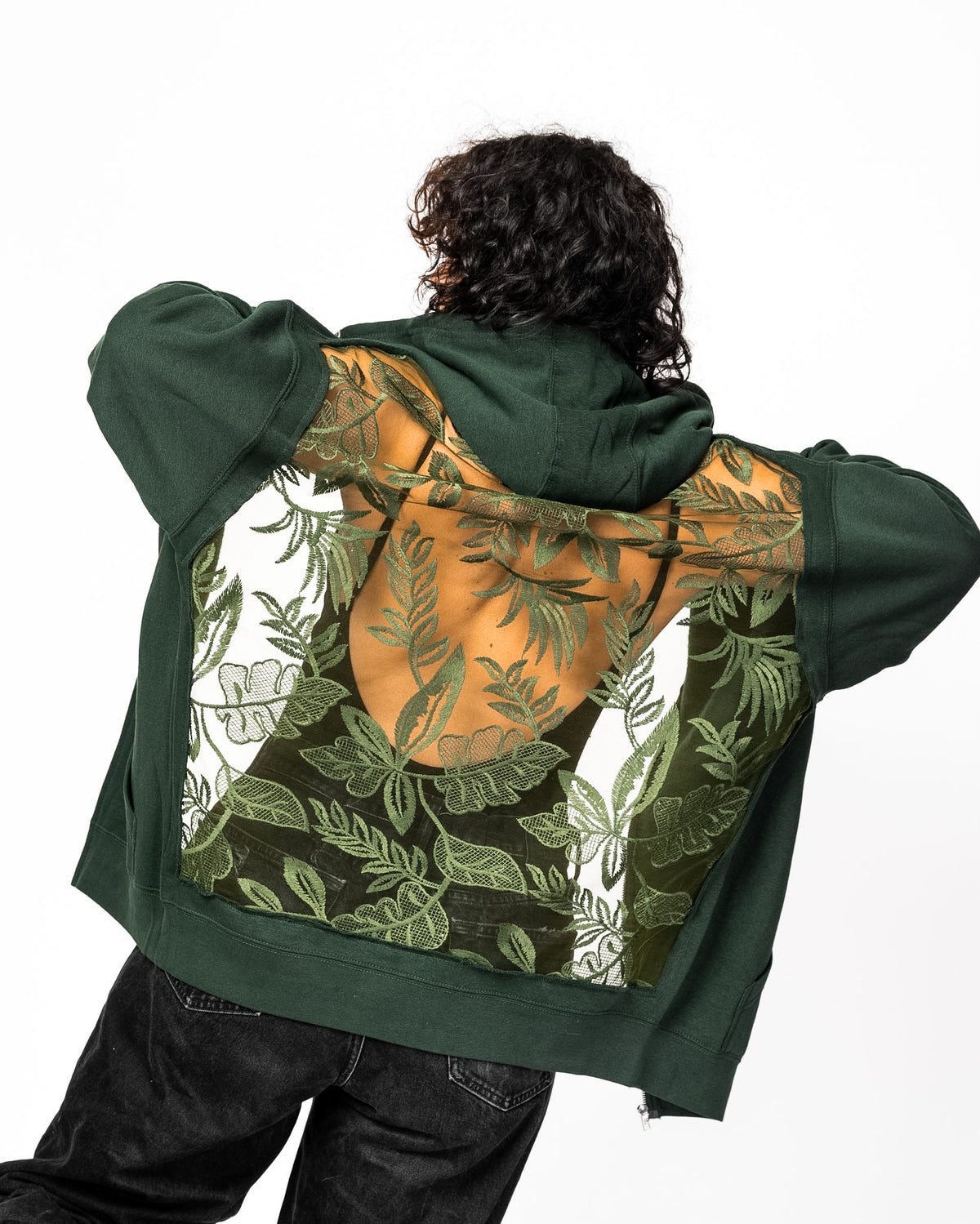 THE PNW HOODIE (PREORDER)