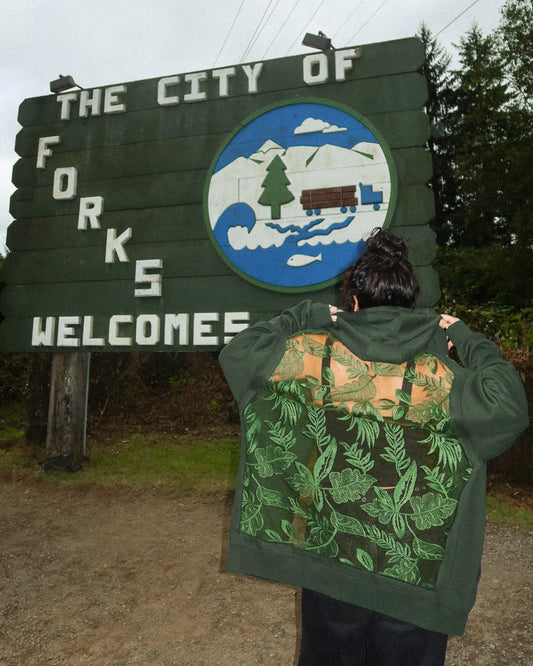 THE PNW HOODIE (PREORDER)