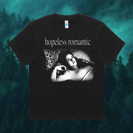 HOPELESS ROMANTIC TEE