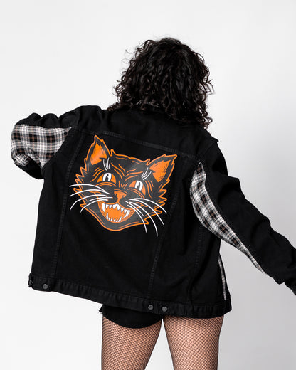 THE VINTAGE CAT PLAID TRUCKER JACKET