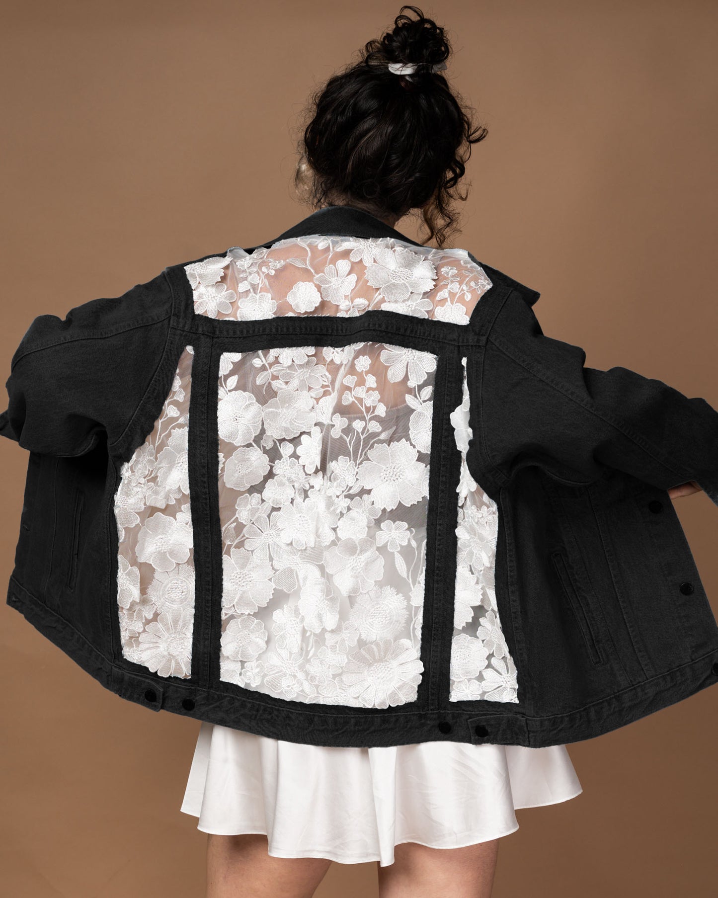 THE WONDERLAND JACKET (PREORDER)