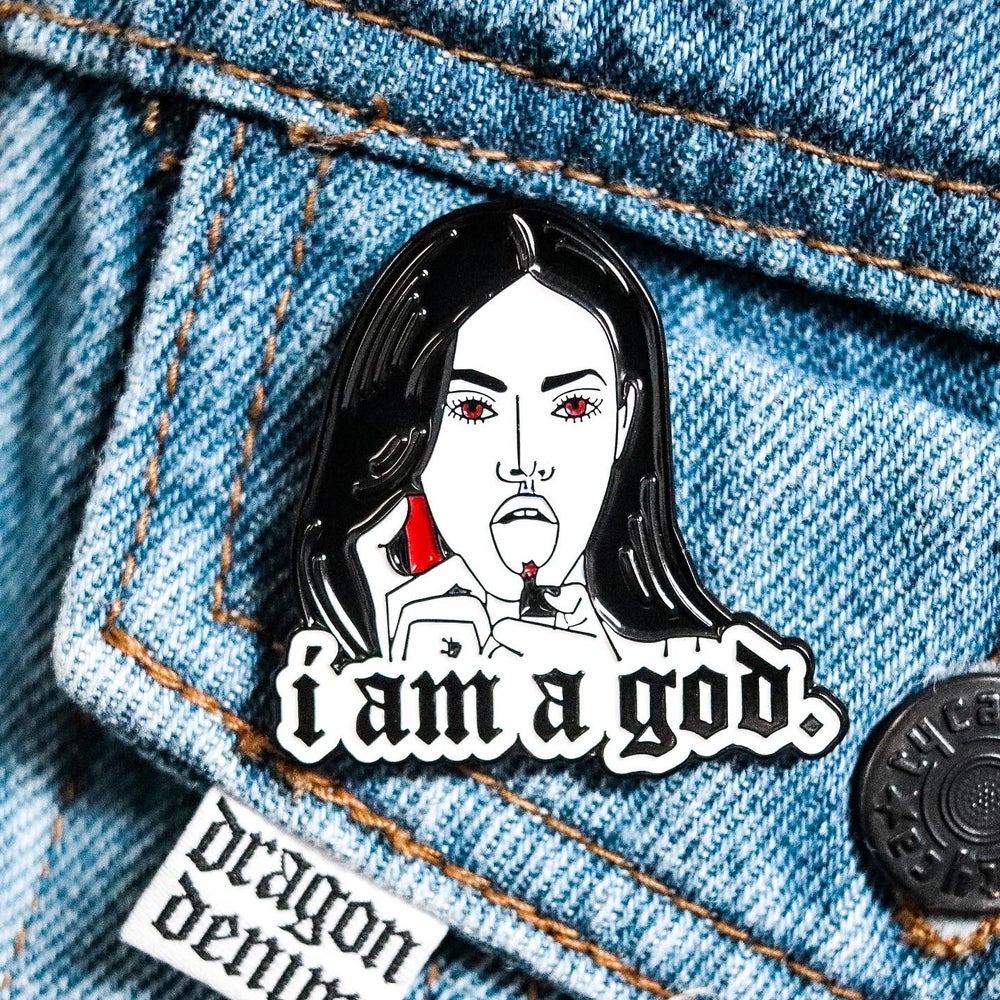 I AM A GOD PIN